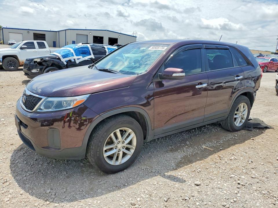 2015 Kia Sorento VIN 5XYKT3A61FG588692 COPART salvage auction — REAR END, OK - CERT OF TITLE-SALVAGE, sold $2,400 on 2026-07-30 (photo 1)