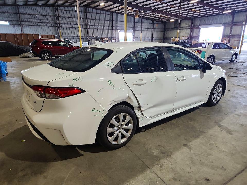 2021 Toyota VIN 5YFEPMAE0MP182376 COPART salvage auction — SIDE, Fl - Certificate Of Destruction, sold $5,400 on 2026-07-22 (photo 3)