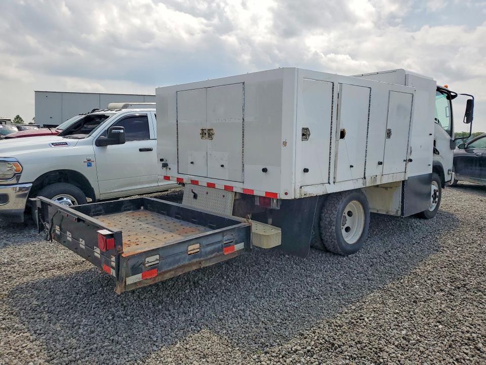 2013 Isuzu Npr VIN 54DC4W1B1DS800641 COPART salvage auction — MINOR DENT/SCRATCHES, Pa - Cert Of Title (P), sold $5,800 on 2026-07-27 (photo 3)