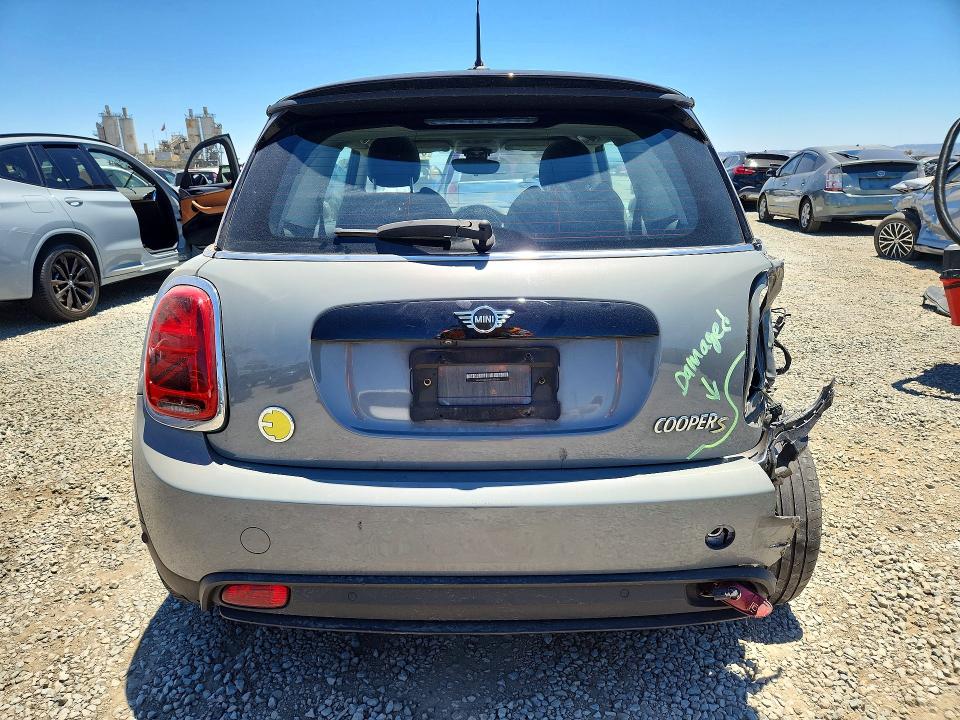 2023 Mini Cooper VIN WMW13DJ04P2T37185 COPART salvage auction — REAR END, Ca - Salvage Certificate, sold $125 on 2026-07-28 (photo 6)