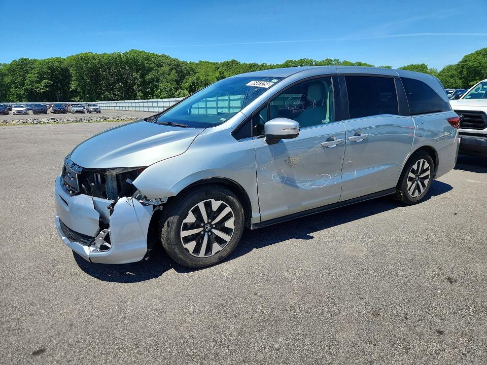 2025 Honda Odyssey VIN 5FNRL6H69SB071048 COPART salvage auction — FRONT END, Ok - Certificate Of Title, sold $27,500 on 2026-07-29 (photo 1)