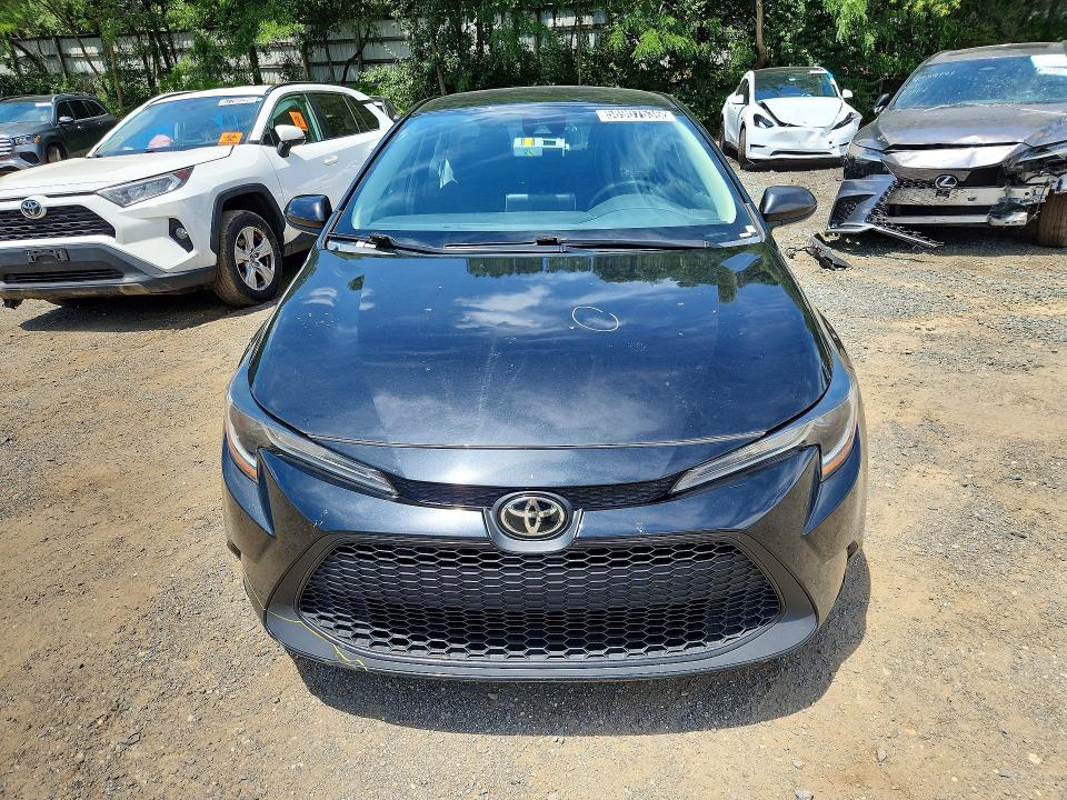 2021 Toyota Corolla VIN 5YFEPMAE9MP217092 COPART salvage auction — SIDE, VA - CERT OF TITLE - SALVAGE, sold $3,950 on 2026-07-22 (photo 5)