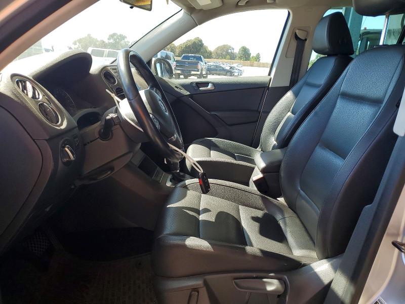 2011 Volkswagen Tiguan VIN WVGBV7AX4BW513777 COPART salvage auction — MINOR DENT/SCRATCHES, Mt - Dis/Dlr/Exp Only Clean Title, sold $100 on 2026-07-28 (photo 7)