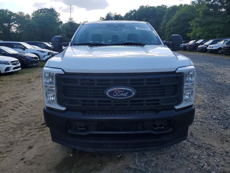 2023 Ford F-250 super duty VIN 1FTBF2BA0PED83301 COPART salvage auction — MINOR DENT/SCRATCHES, Nj - Cert Of Title-Salvage (P), sold $11,400 on 2026-07-22 (photo 5)
