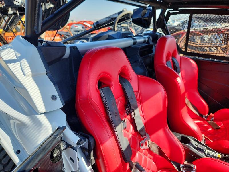 2020 Can-am Maverick x3 VIN 3JBVXAV42LK000097 COPART salvage auction — MINOR DENT/SCRATCHES, CA - CERT OF TITLE-SALVAGED, sold $10,700 on 2026-07-28 (photo 6)