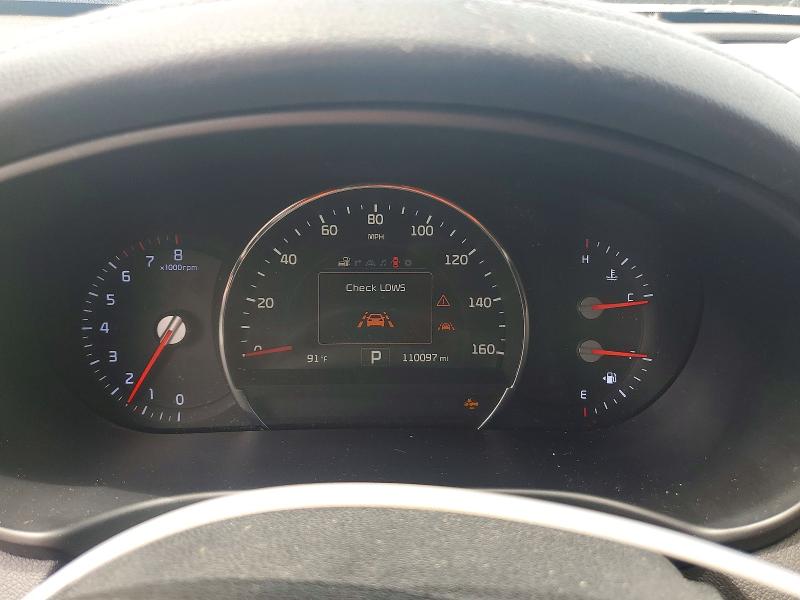 2017 Kia Sorento VIN 5XYPK4A51HG205424 COPART salvage auction — MINOR DENT/SCRATCHES, Fl - Certificate Of Title, sold $5,500 on 2026-07-20 (photo 9)