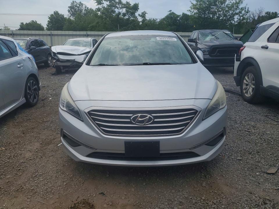 2015 Hyundai Sonata VIN 5NPE24AF0FH015779 COPART salvage auction — MINOR DENT/SCRATCHES, Nj - Certificate Of Title, sold $725 on 2026-07-10 (photo 5)
