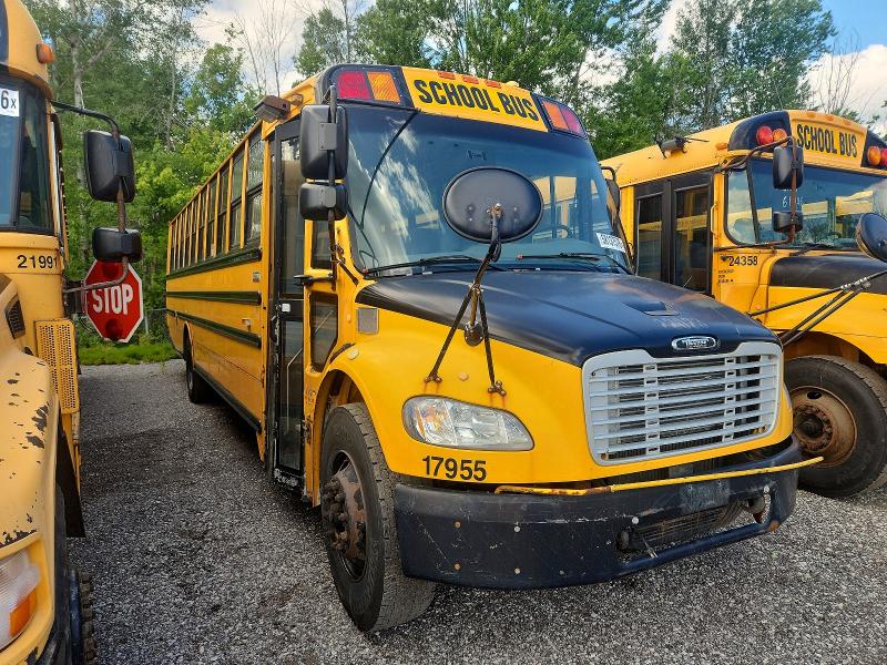 2010 Thomas Saf-t-line VIN 4UZABRDU5ACAR1359 COPART salvage auction — NORMAL WEAR, ON - PERMIT NO BRAND - UNFIT, sold $1,800 on 2026-09-10 (photo 1)
