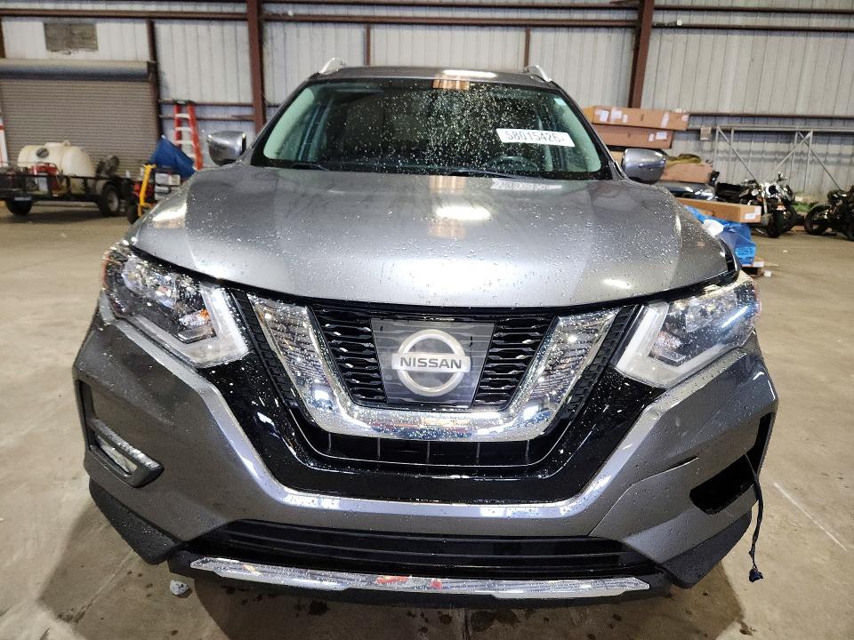 2017 Nissan Rogue VIN KNMAT2MT0HP613377 COPART salvage auction — SIDE, Fl - Cert Of Title Slvg Rebuildable, sold $1,150 on 2026-07-08 (photo 5)