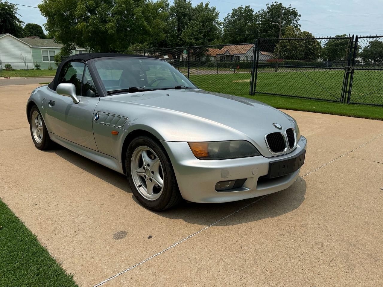 1997 BMW Z3 VIN WBACH71070LA33590 COPART salvage auction — Minor Dent/Scratches, OK - CERTIFICATE OF TITLE (P), sold $1,600 on 2026-06-30 (photo 1)