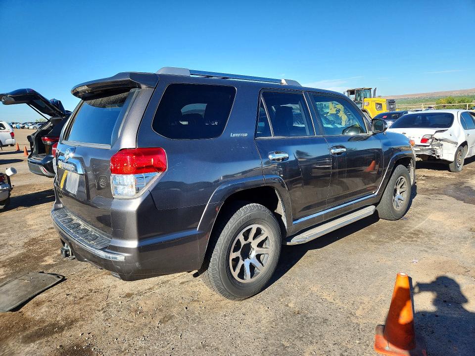 2011 Toyota 4runner VIN JTEBU5JR7B5068448 COPART salvage auction — MINOR DENT/SCRATCHES, NM - CERTIFICATE OF TITLE, sold $7,100 on 2026-07-09 (photo 3)