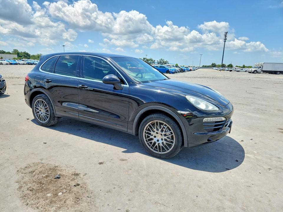 2012 Porsche VIN WP1AB2A27CLA40815 COPART salvage auction — MINOR DENT/SCRATCHES, Nj - Certificate Of Title, sold $4,750 on 2026-08-03 (photo 4)