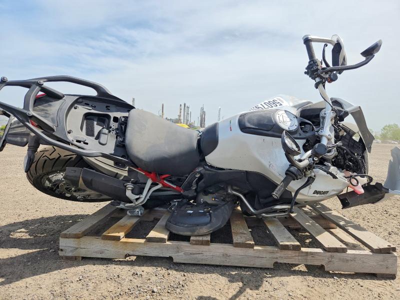 2023 Ducati Multistrada VIN ZDMAALVW8PB015364 COPART salvage auction — FRONT END, Qc - Irrecuperable, sold $4,100 on 2026-08-18 (photo 1)
