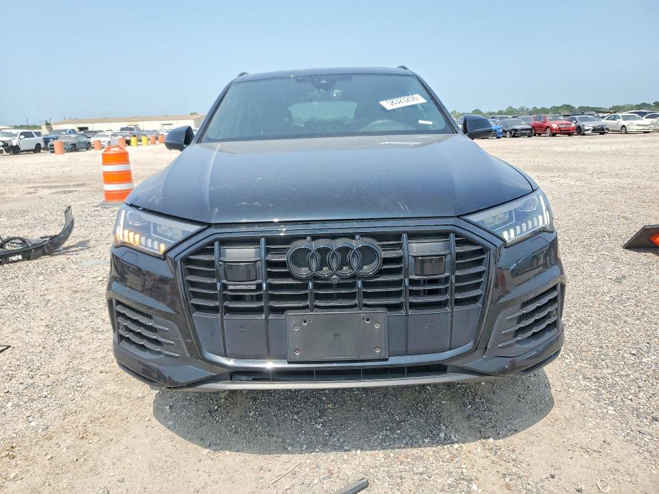 2023 Audi Q7 VIN WA1VXBF79PD025896 COPART salvage auction — MINOR DENT/SCRATCHES, Tx - Salvage Vehicle Title, sold $22,700 on 2026-07-23 (photo 5)
