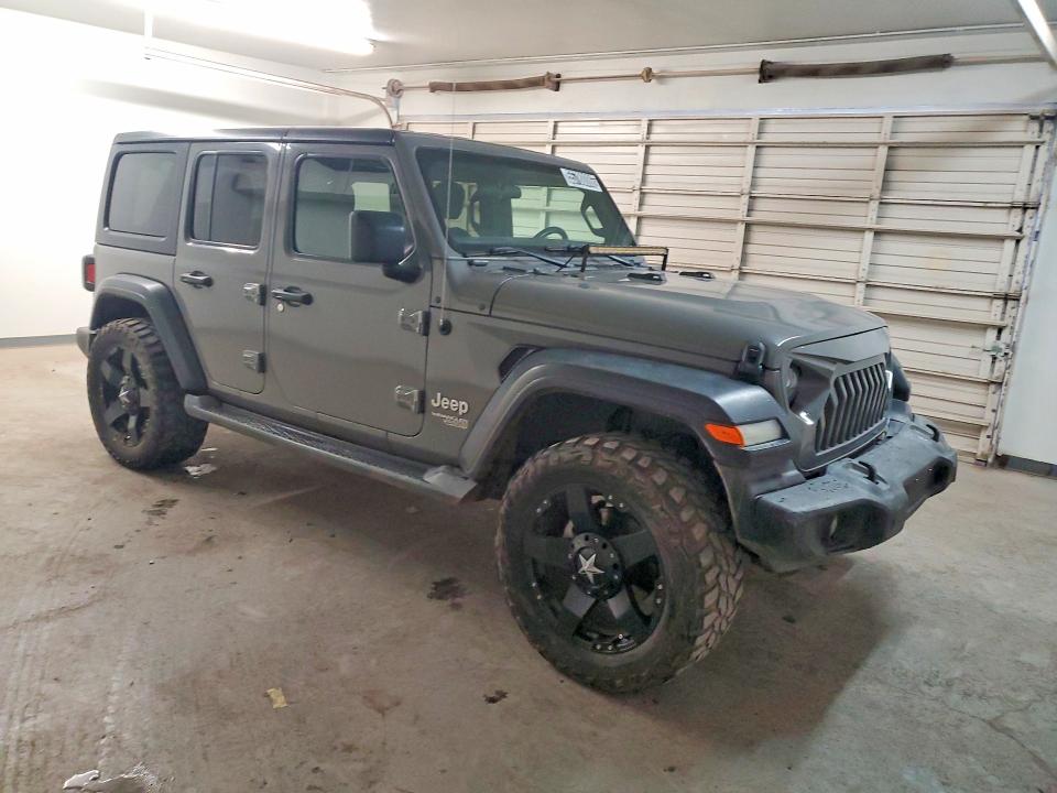 2020 Jeep Wrangler unlimited VIN 1C4HJXDN8LW198309 COPART salvage auction — MINOR DENT/SCRATCHES, Ut - Certificate Of Title, sold $7,800 on 2026-07-27 (photo 4)