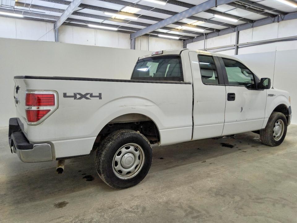 2013 Ford F-150 VIN 1FTFX1EF3DKD10906 COPART salvage auction — MINOR DENT/SCRATCHES, Tx - Certificate Of Title, sold $3,300 on 2026-07-09 (photo 3)