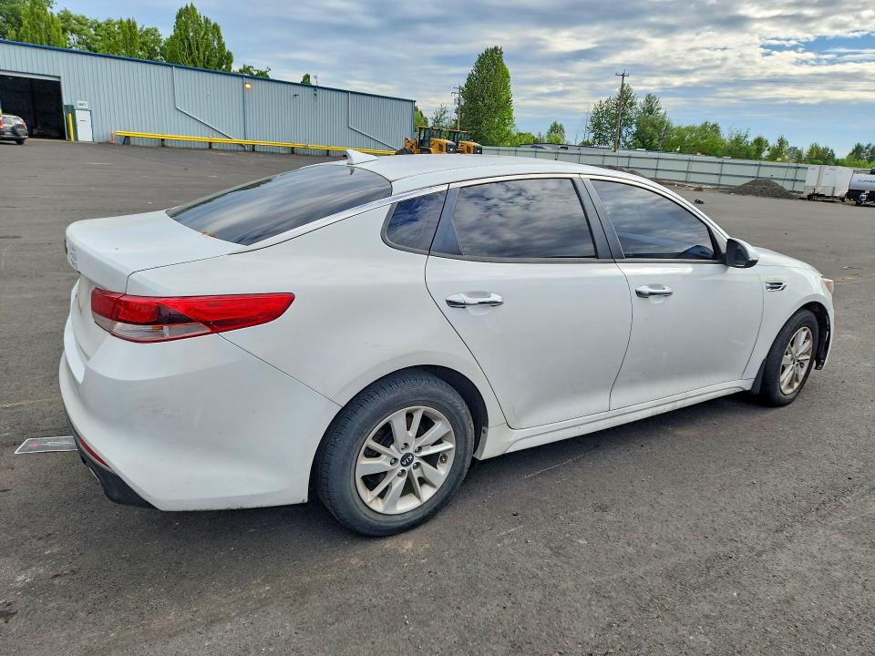 2016 Kia Optima VIN 5XXGT4L39GG038449 COPART salvage auction — MECHANICAL, Or - Cert Of Title-Reconstructed, sold $600 on 2026-07-13 (photo 3)