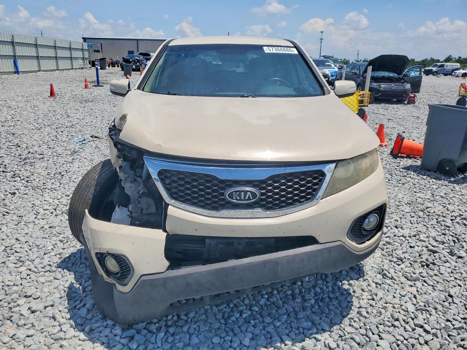 2011 Kia Sorento VIN 5XYKU4A27BG026564 COPART salvage auction — FRONT END, FL - CERT OF TITLE SLVG REBUILDABLE, sold $1,350 on 2026-07-17 (photo 5)