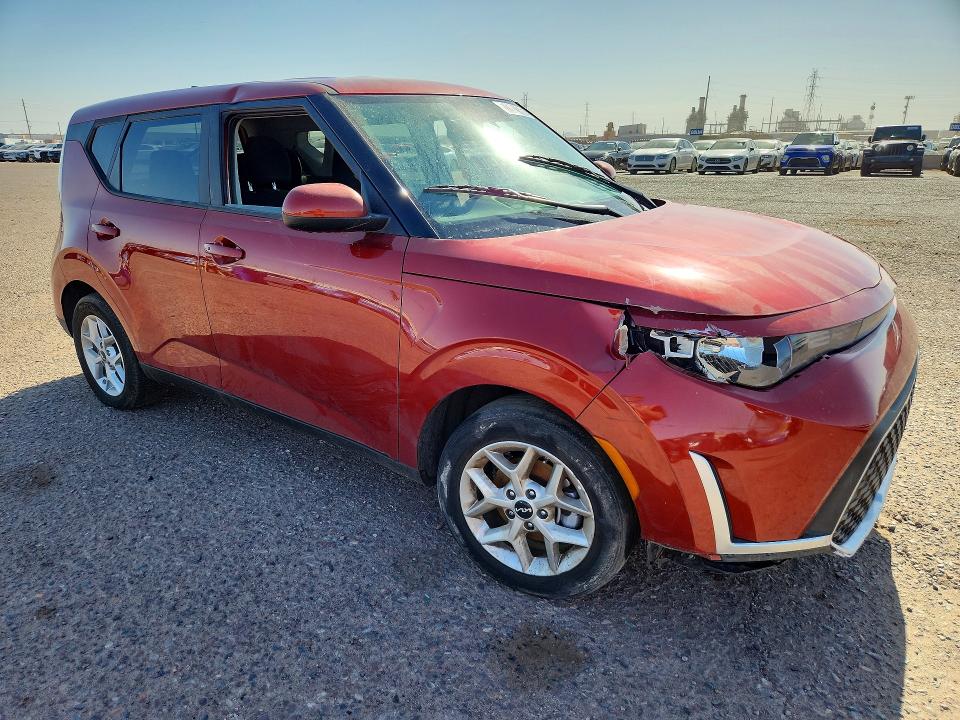 2025 Kia Soul VIN KNDJ23AU4S7274300 COPART salvage auction — REAR END, Az - Certificate Of Title, sold $150 on 2026-07-28 (photo 4)