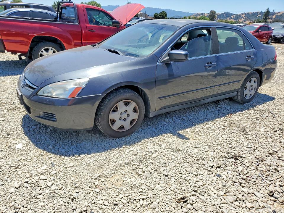 2006 Honda Accord VIN JHMCM56426C001889 COPART salvage auction — MINOR DENT/SCRATCHES, Ca - Dis/Dlr/Exp App For Dup Clean, sold $900 on 2026-07-28 (photo 1)