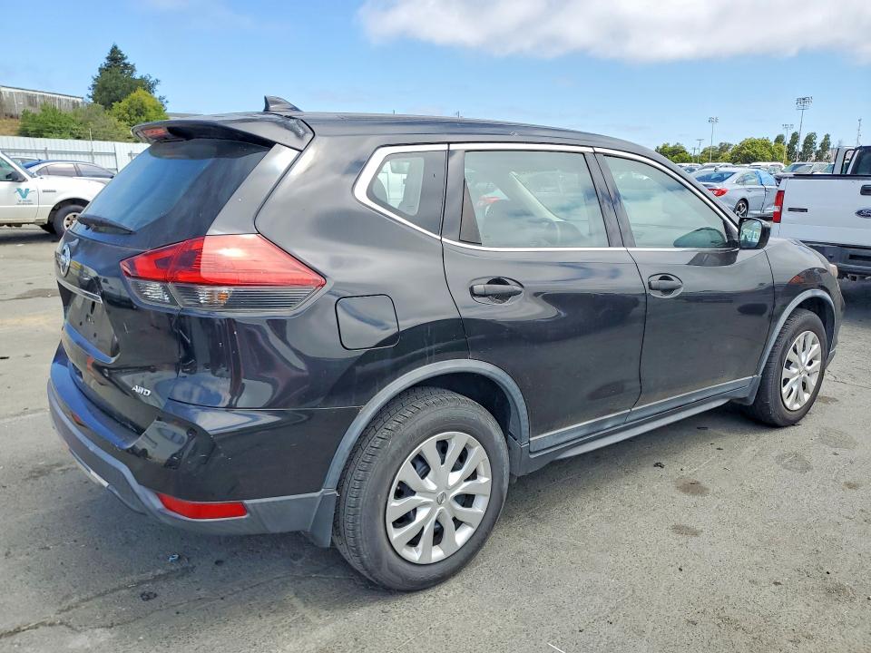 2018 Nissan Rogue VIN KNMAT2MV4JP552249 COPART salvage auction — MECHANICAL, Ca - Dis/Dlr/Exp Only Clean Title, sold $3,600 on 2026-07-24 (photo 3)