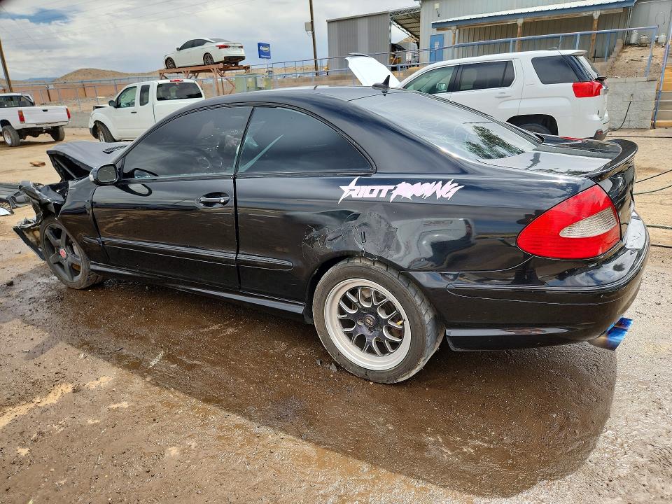 2007 Mercedes-benz Clk-klasse VIN WDBTJ72H37F217800 COPART salvage auction — FRONT END, Nm - Cert Of Title-Salvage, sold $250 on 2026-07-13 (photo 2)