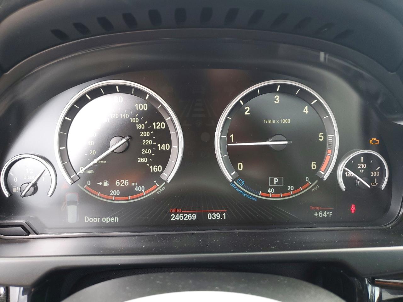 2015 BMW X5 VIN 5UXKS4C59F0N08959 COPART salvage auction — Normal Wear, NY - CERTIFICATE OF TITLE, sold $1,200 on 2026-07-01 (photo 9)