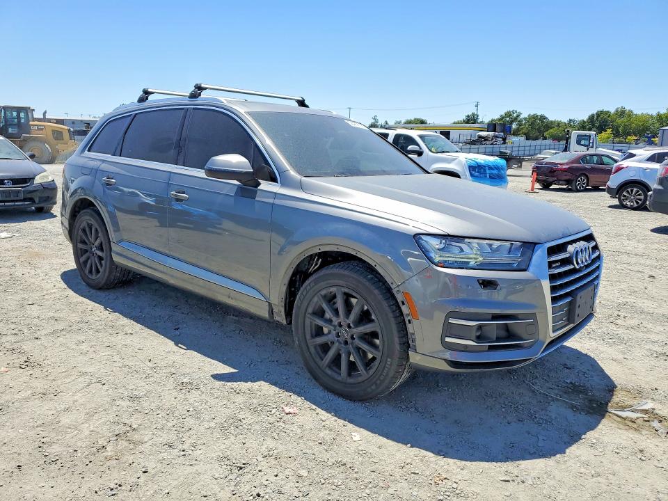 2017 Audi Q7 VIN WA1LAAF71HD047671 COPART salvage auction — FRONT END, Ca - Salvage Certificate, sold $4,700 on 2026-07-02 (photo 4)