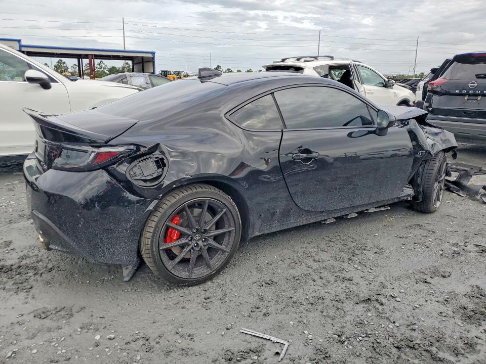 2026 Toyota Gr 86 VIN JF1ZNBE13T8076913 COPART salvage auction — FRONT END, Fl - Cert Of Title Slvg Rebuildable, sold $375 on 2026-07-28 (photo 3)