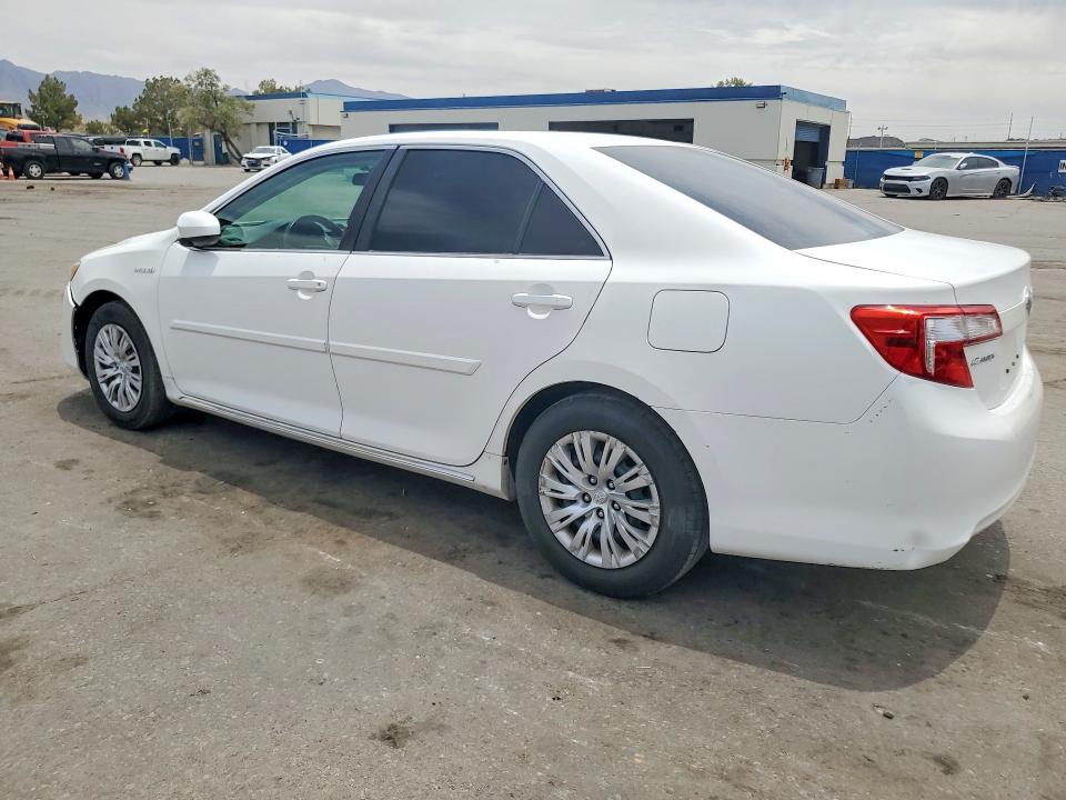 2014 Toyota Camry solara VIN 4T1BD1FK4EU108483 COPART salvage auction — MINOR DENT/SCRATCHES, Nm - Certificate Of Title (P), sold $3,450 on 2026-07-08 (photo 2)