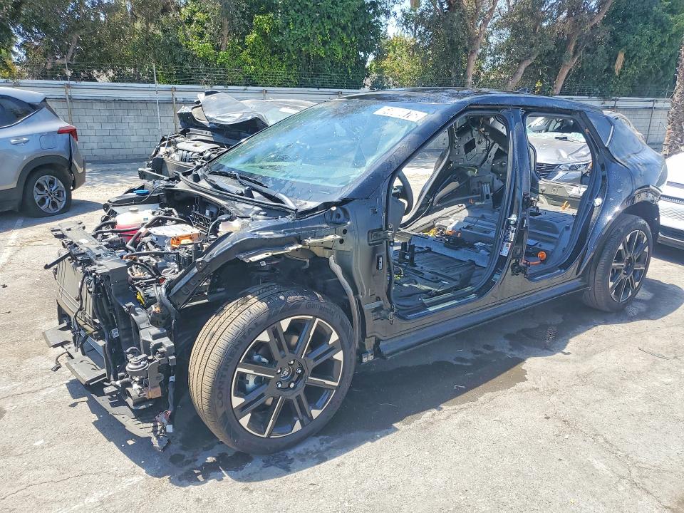 2025 Kia Ev6 VIN 5XYC4DJC4SG009802 COPART salvage auction — STRIPPED, Ca - Certificate Of Title, sold $6,500 on 2026-07-07 (photo 1)