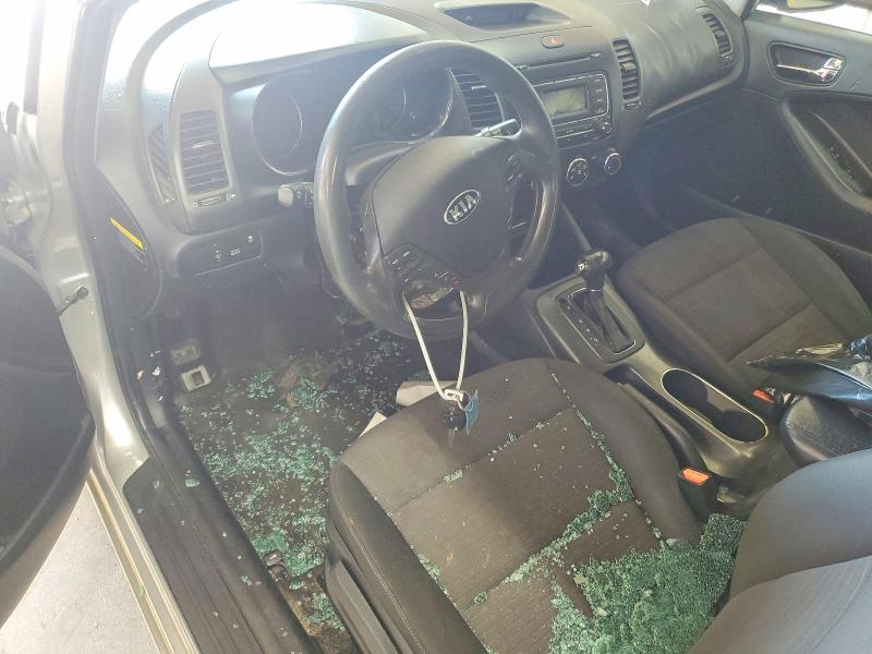 2014 Kia Forte VIN KNAFX4A69E5242700 COPART salvage auction — SIDE, Nc - Dealer Only Clean Title, sold $1,100 on 2026-07-08 (photo 8)