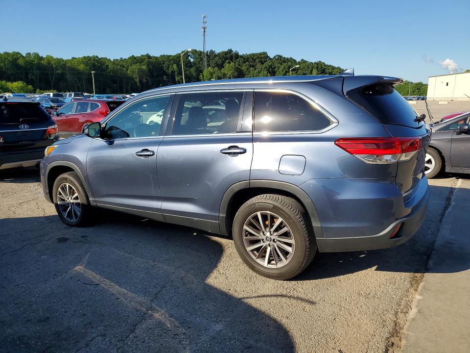 2019 Toyota Highlander VIN 5TDKZRFH9KS297768 COPART salvage auction — MINOR DENT/SCRATCHES, Ky - Certificate Of Title (P), sold $13,200 on 2026-07-30 (photo 2)