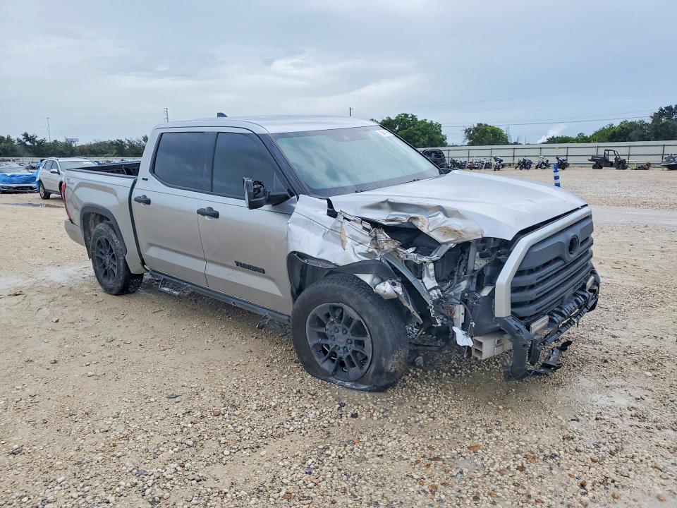 2022 Toyota Tundra VIN 5TFLA5AB2NX015590 COPART salvage auction — FRONT END, Tx - Salvage Vehicle Title, sold $11,200 on 2026-07-16 (photo 4)