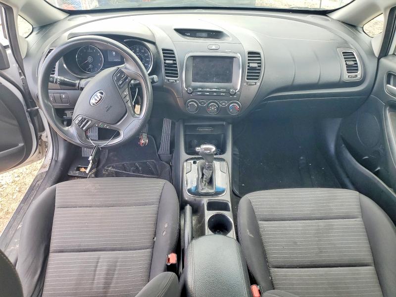 2018 Kia Forte VIN 3KPFL4A72JE177436 COPART salvage auction — MECHANICAL, Oh - Certificate Of Title, sold $1,200 on 2026-07-09 (photo 8)