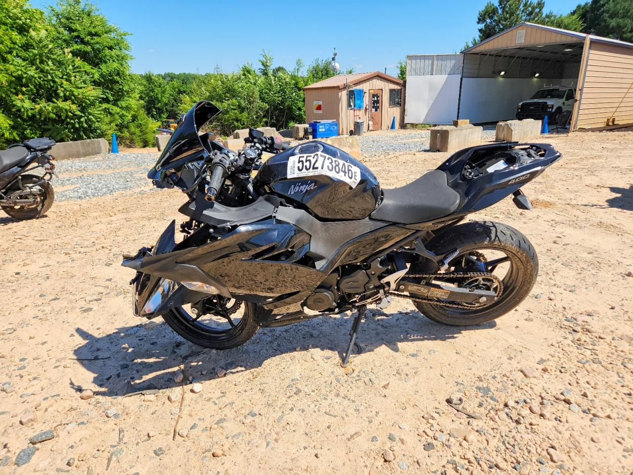 2018 Kawasaki EX400 VIN JKAEXKG15JDA02961 COPART salvage auction — Front End, NC - SALVAGE CERTIFICATE OF TITLE, sold $725 on 2026-07-09 (photo 3)