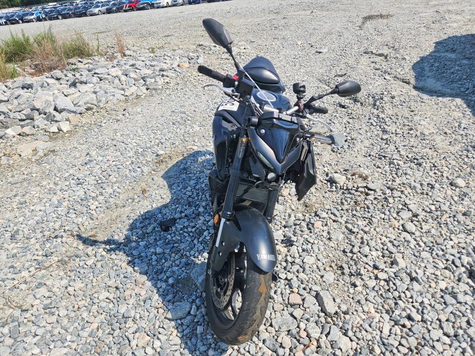 2021 Yamaha Mt-03 VIN MH3RH20Y1MK004250 COPART salvage auction — FRONT END, GA - CERT OF TITLE-SALVAGE, sold $1,750 on 2026-07-09 (photo 2)