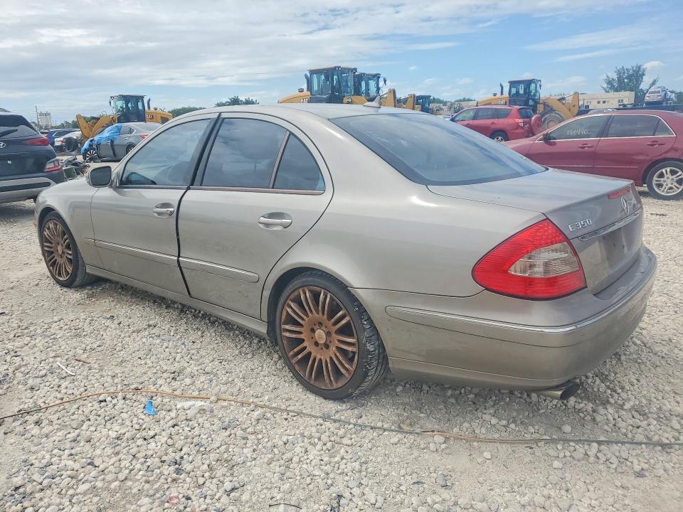 2008 Mercedes-benz E-class VIN WDBUF56X08B284441 COPART salvage auction — SIDE, Fl - Cert Of Title Slvg Rebuildable, sold $625 on 2026-07-07 (photo 2)