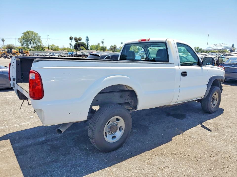 2004 Chevrolet Silverado 2500 VIN 1GBHC24UX4E175162 COPART salvage auction — FRONT END, Ca - Dis/Dlr/Exp Only Clean Title, sold $500 on 2026-07-02 (photo 3)