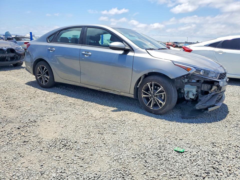 2023 Kia Forte VIN 3KPF24AD4PE604424 COPART salvage auction — FRONT END, Ca - Salvage Certificate, sold $2,700 on 2026-07-04 (photo 4)
