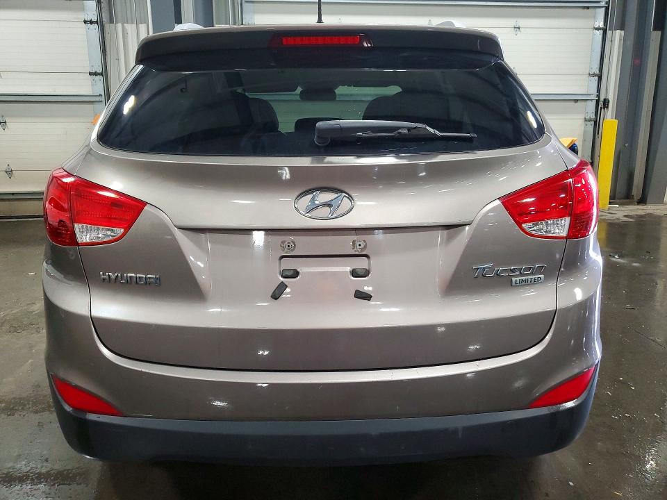 2011 Hyundai Tucson VIN KM8JU3AC9BU204354 COPART salvage auction — FRONT END, Mn - Cert Of Title-Prior Salvage, sold $1,500 on 2026-07-14 (photo 6)