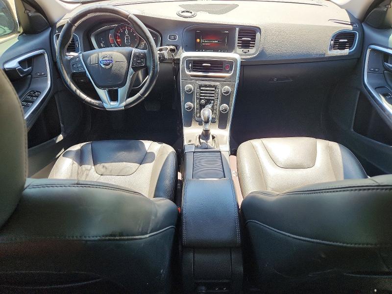 2016 Volvo V60 VIN YV140MEM8G1305135 COPART salvage auction — FRONT END, Nc - Salvage Certificate Of Title, sold $325 on 2026-07-17 (photo 8)