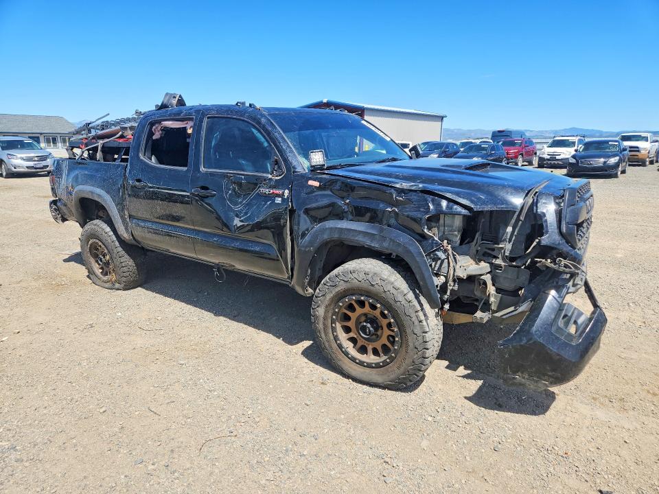 2019 Toyota Tacoma VIN 5TFCZ5AN4KX200397 COPART salvage auction — ROLLOVER, Mt - Salvage Certificate Of A Vehic, sold $3,750 on 2026-07-28 (photo 4)