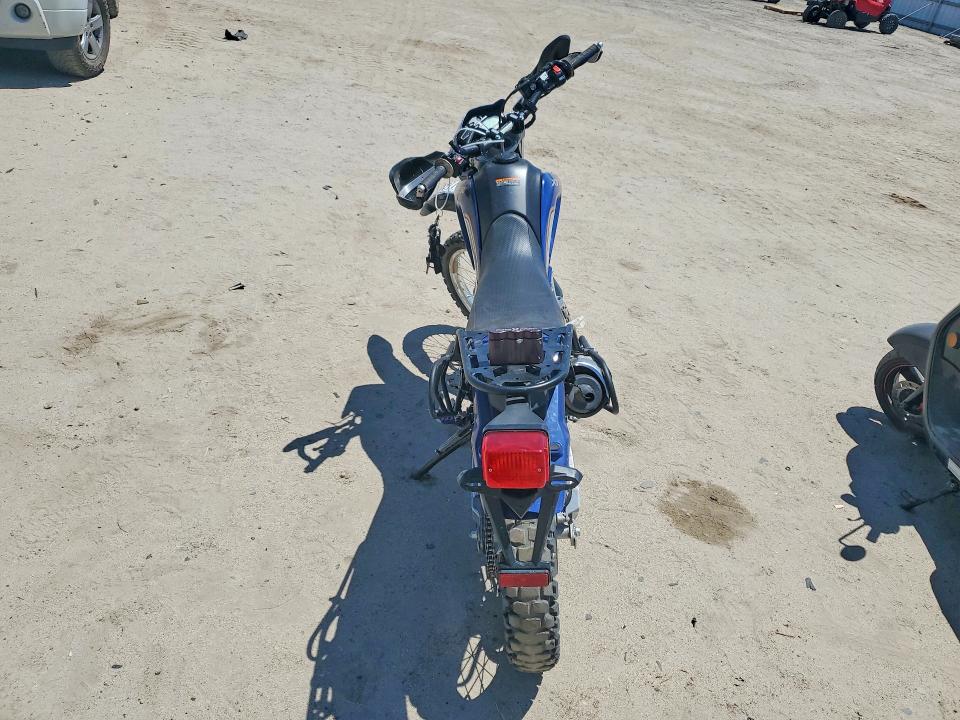 2017 Yamaha VIN JYADG24Y2HA000978 COPART salvage auction — MINOR DENT/SCRATCHES, Ca - Certificate Of Title, sold $1,450 on 2026-07-09 (photo 4)