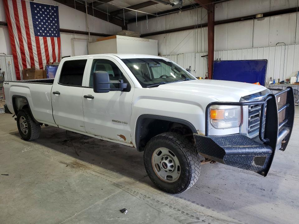 2015 Gmc SIERRA VIN 1GT12XEG5FF175640 COPART salvage auction — MINOR DENT/SCRATCHES, Mt - Certificate Of Title, sold $2,350 on 2026-08-03 (photo 4)