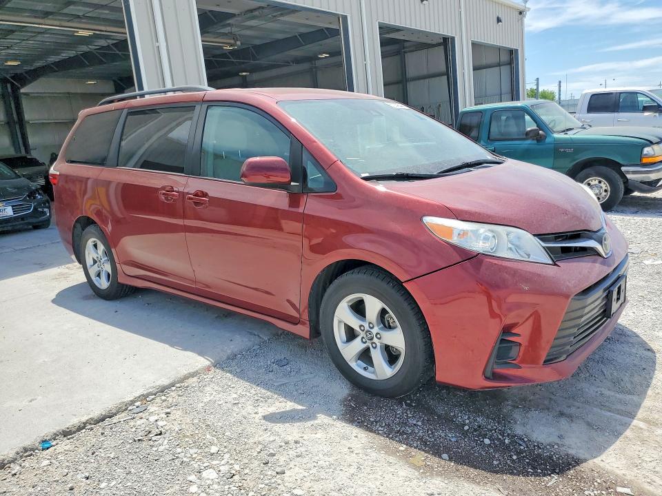 2018 Toyota Sienna VIN 5TDKZ3DC8JS938587 COPART salvage auction — HAIL, Ne - Cert Of Title-Salvage, sold $10,000 on 2026-07-14 (photo 4)