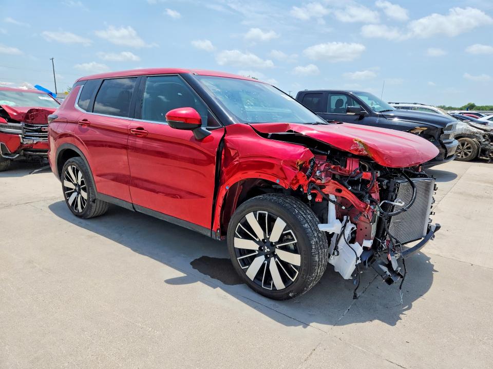 2025 Mitsubishi Outlander VIN JA4J3VA84SZ021424 COPART salvage auction — FRONT END, Tx - Certificate Of Title, sold $12,300 on 2026-07-27 (photo 4)