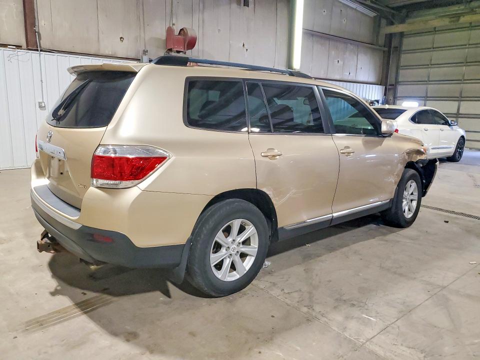 2012 Toyota VIN 5TDBK3EH2CS143908 COPART salvage auction — FRONT END, Ia - Cert Of Title-Salvage Title, sold $1,950 on 2026-07-15 (photo 3)