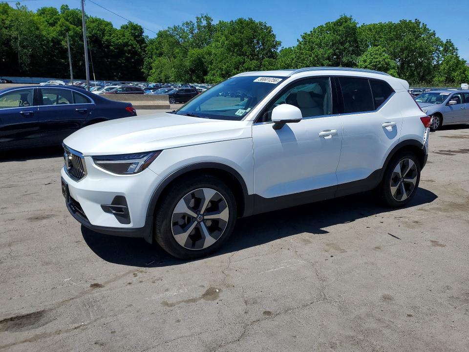 2023 Volvo Xc40 VIN YV4L12UN8P2952462 COPART salvage auction — REAR END, Nj - Cert Of Title-Salvage, sold $375 on 2026-08-17 (photo 1)
