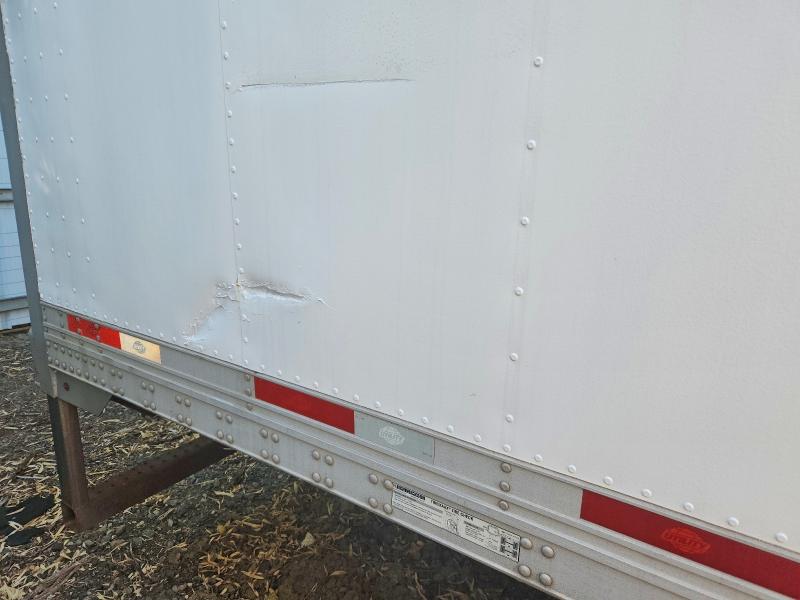 2017 Utility All models VIN 1UYVS2480H6071902 COPART salvage auction — NORMAL WEAR, FL - CERTIFICATE OF TITLE, sold $2,000 on 2026-10-06 (photo 6)